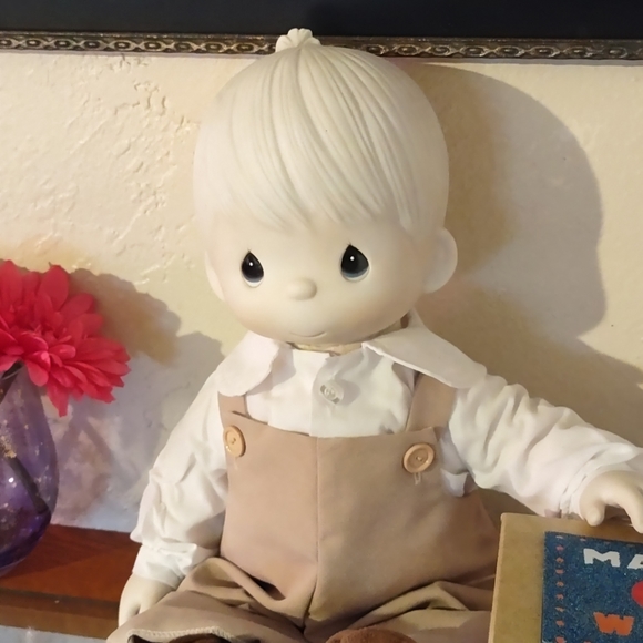 Vintage 1981 Big Precious Moments Enesco Porcelain Mikey Doll 17" Tall😍 - Picture 9 of 15